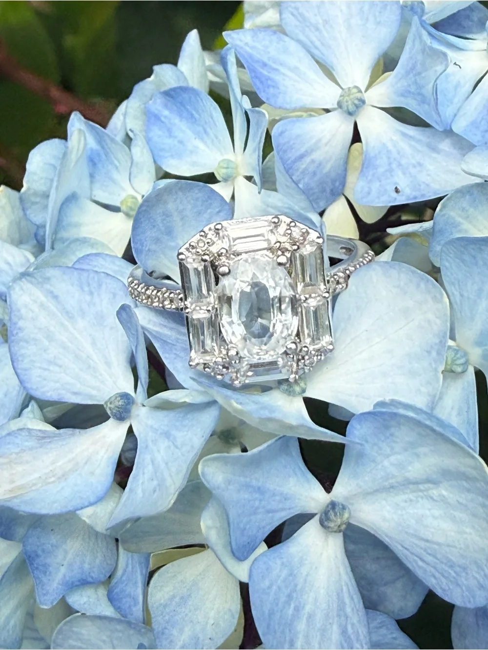 10K White Gold White Sapphire Ballerina Cluster Ring (Size 8) Appraised $1200